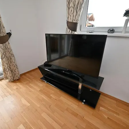 Apartment Nicola - By Four Seasons *